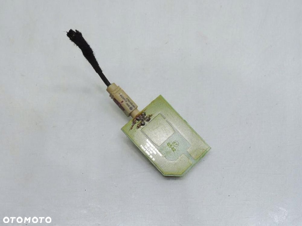 WZMACNIACZ ANTENY AUDI A6 C6 4F5035225E - 8