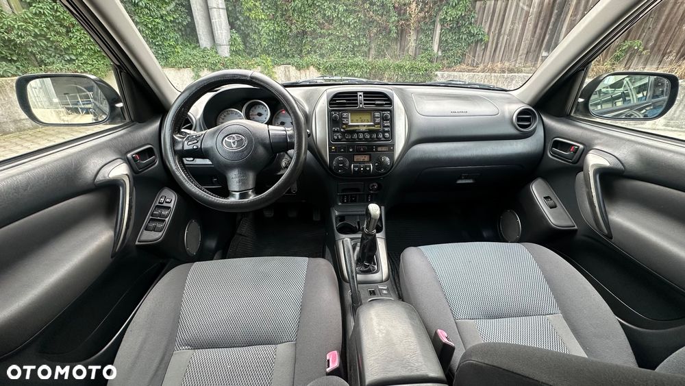 Toyota RAV4 2.0 VVT-i 4x4 - 21