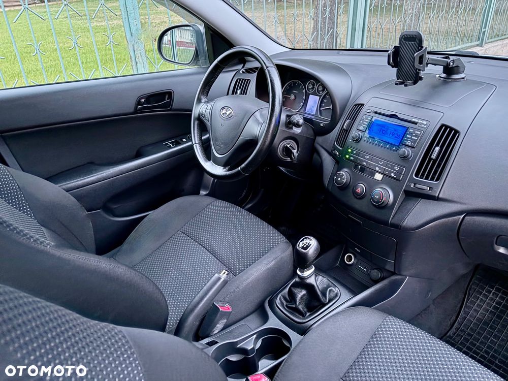 Hyundai i30 i30cw 1.4 Edition 20 - 13