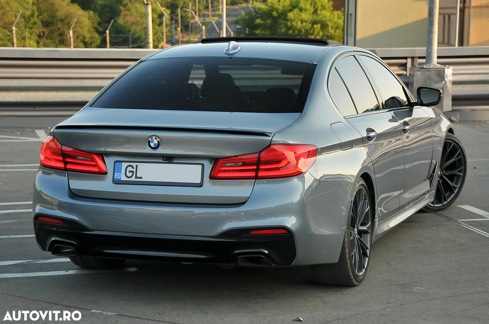 BMW Seria 5 520d Aut. M Sport Edition - 2