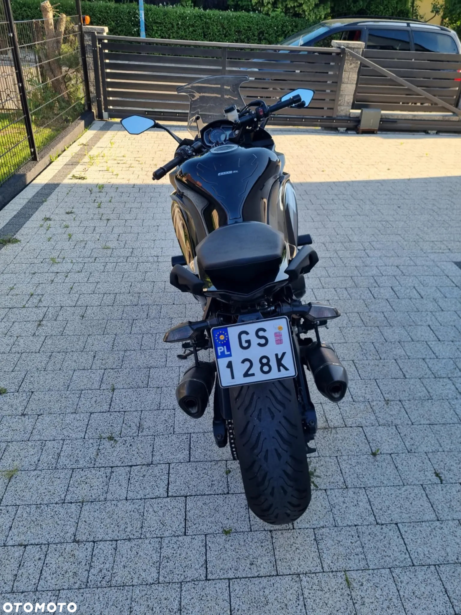 Kawasaki Ninja 1000 SX - 11