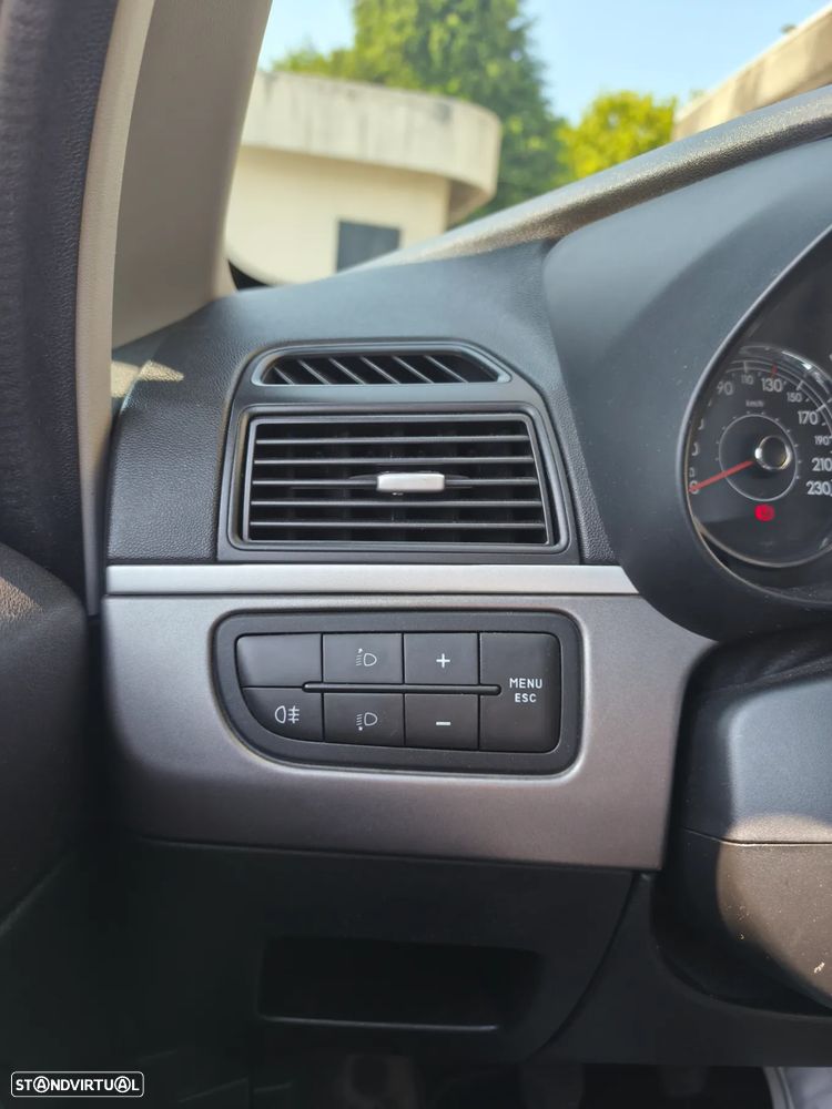 Fiat Punto Evo 1.3 M-Jet Dynamic Style - 12