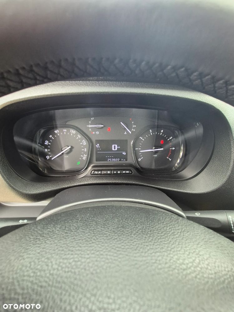 Toyota ProAce Jumpy 2,0Hdi L3 XXL Kamera Bezwypadkowy Super Stan - 12