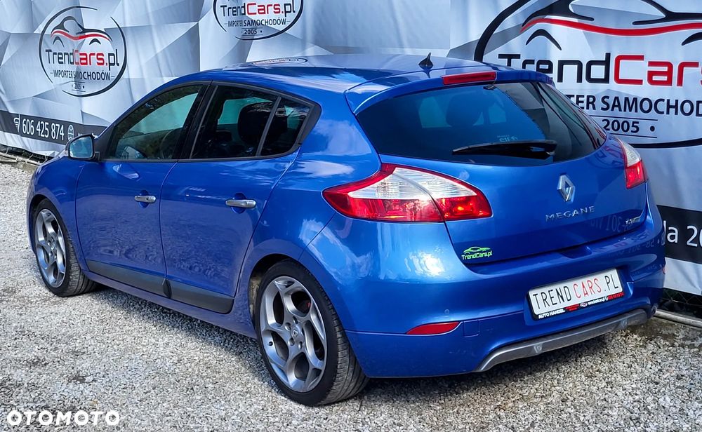 Renault Megane TCe 180 GT - 13