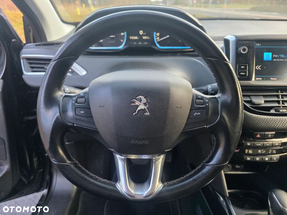 Peugeot 2008 1.2 Pure Tech Allure S&S EAT6 - 22