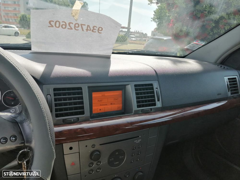 Opel Vectra GTS 2.2 DTi - 8