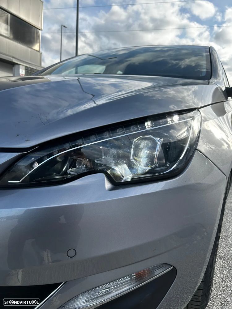 Peugeot 308 130 e-THP Stop & Start Allure - 29