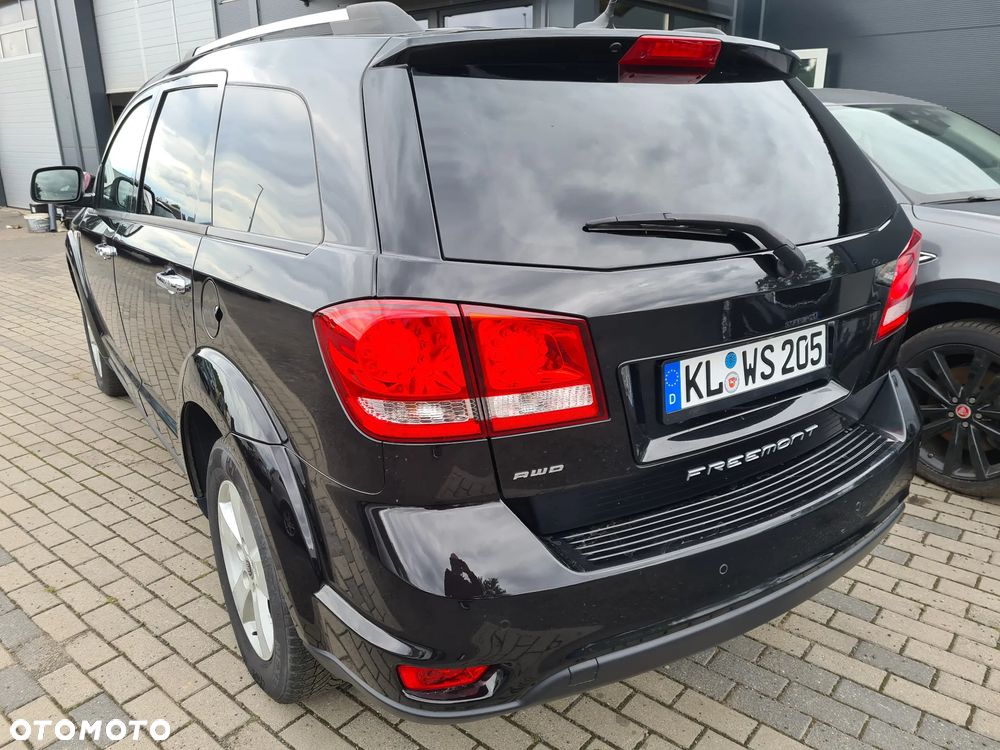 Fiat Freemont 2.0 Multijet 16V DPF Automatik Allrad Lounge - 27