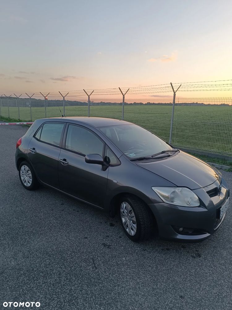 Toyota Auris 1.4 D-4D Premium - 6