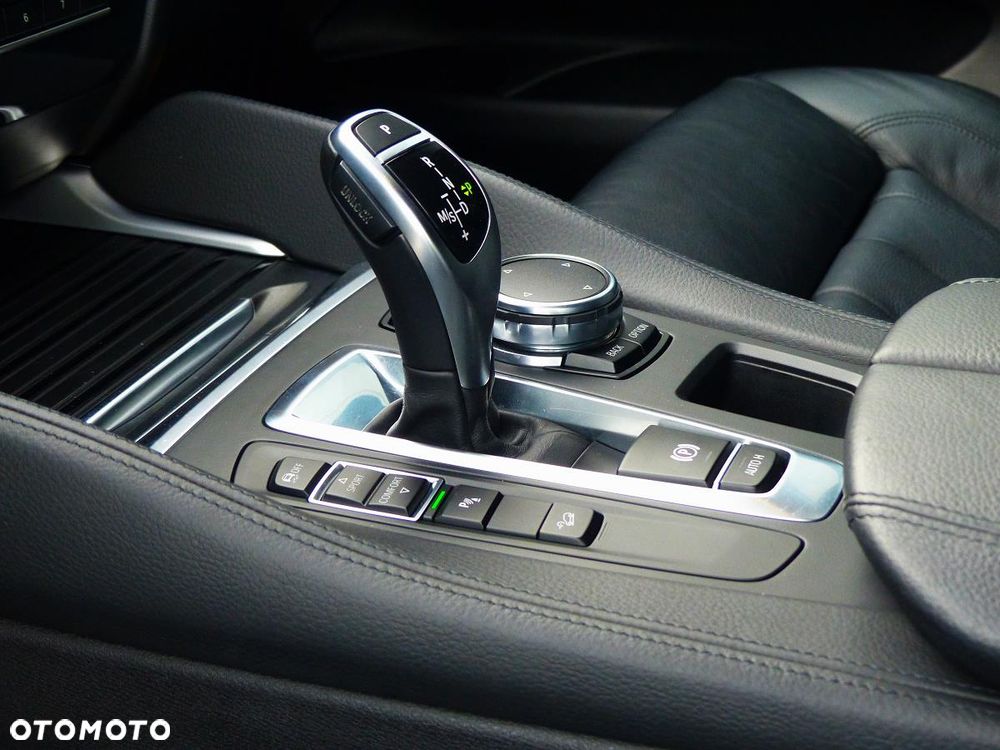 BMW X6 xDrive30d - 12