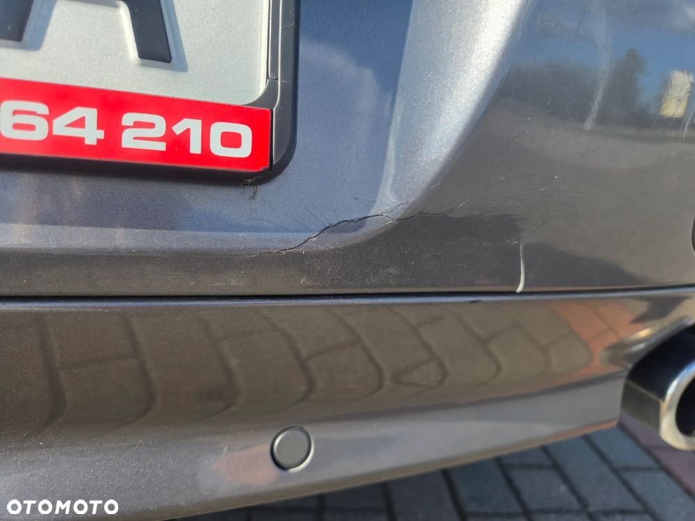 Renault Laguna ENERGY dCi 130 FAP Start & Stop Bose Edition - 11