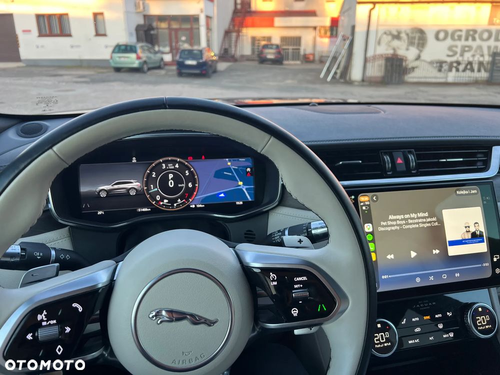 Jaguar F-Pace P250 AWD S - 22