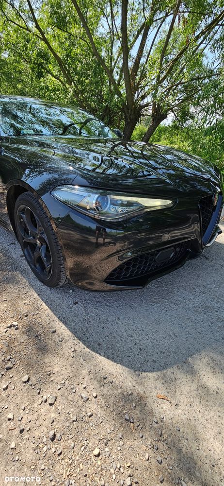 Alfa Romeo Giulia 2.0 Turbo 16V AT8-Q4 Ti - 6