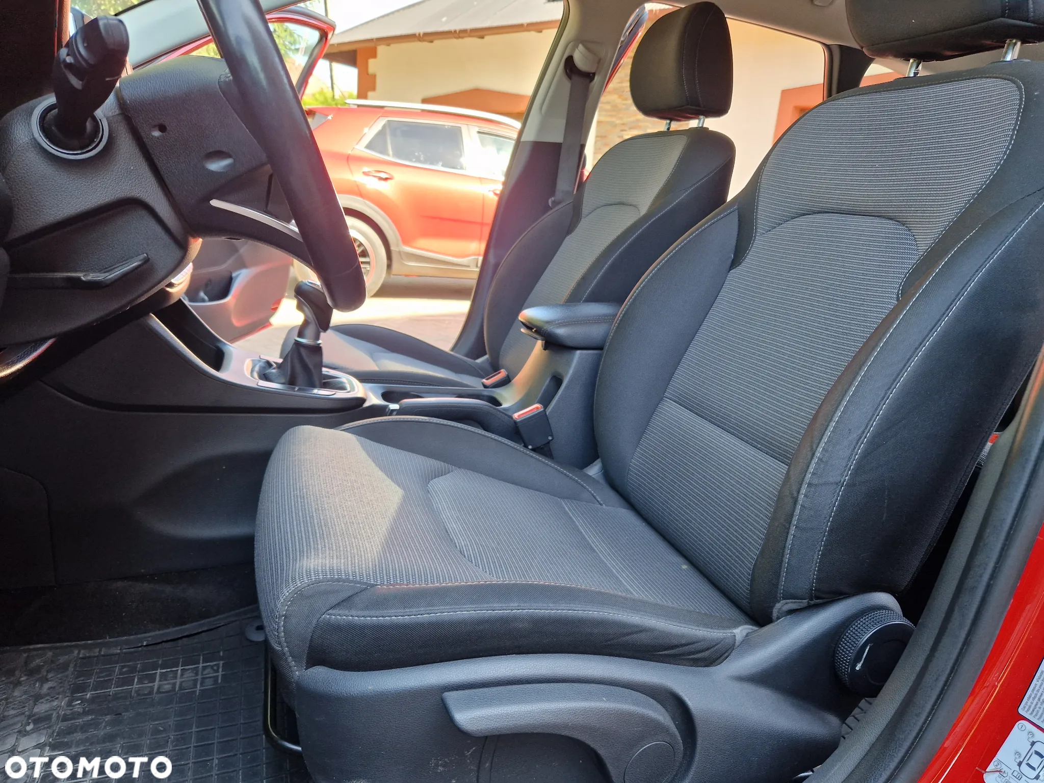 Hyundai i30 1.5 DPI Classic + - 23