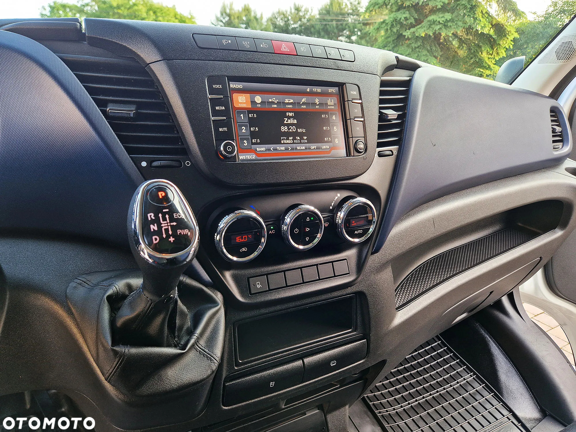 Iveco DAILY - 16
