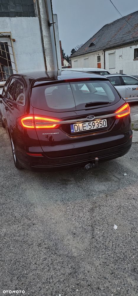 Ford Mondeo - 29