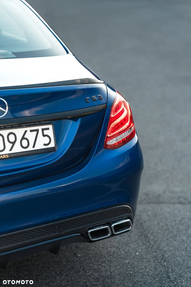 Mercedes-Benz Klasa C AMG 63 AMG Speedshift 7G-MCT - 8