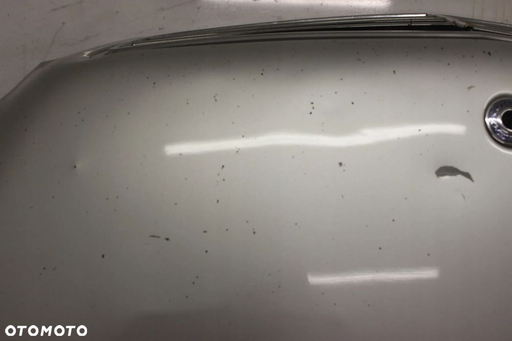 MASKA POKRYWA MERCEDES W203 SEDAN KOMBI 00R- 744 - 4