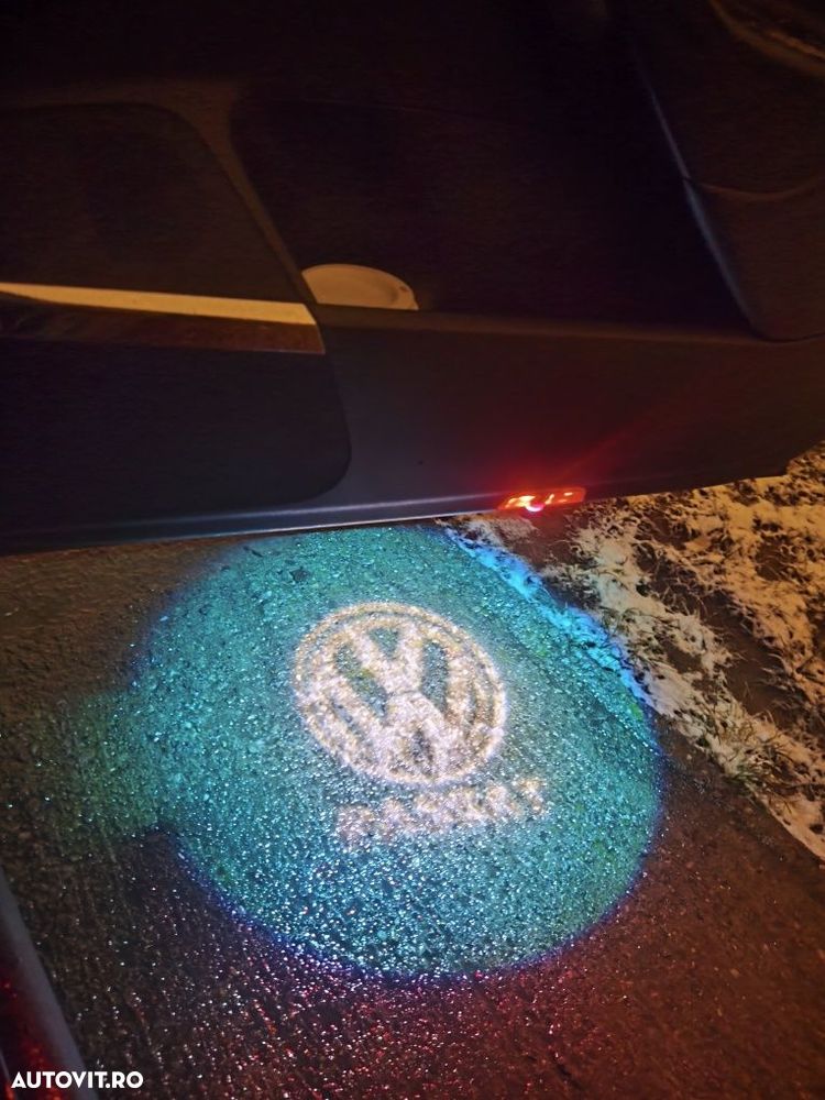 Set fețe de uși piele Dynaudio Volkswagen Passat B6 break variant - 2