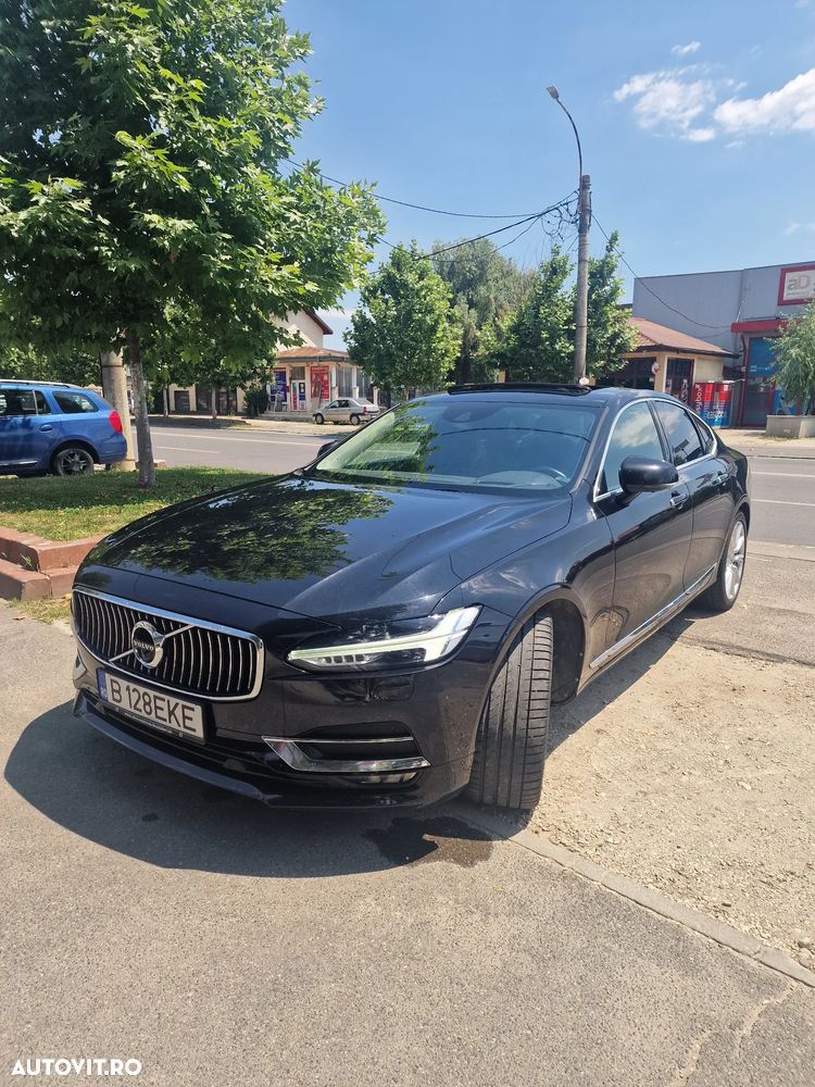 VOLVO S90