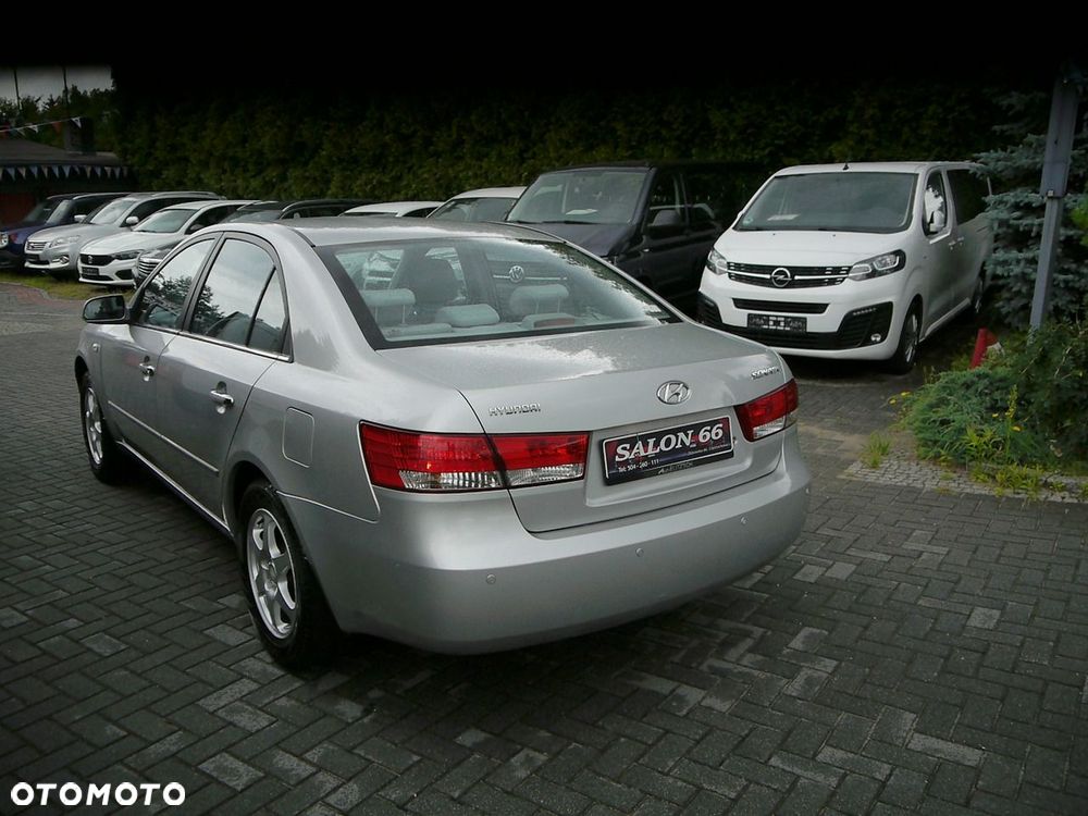 Hyundai Sonata 2.4 GLS - 6