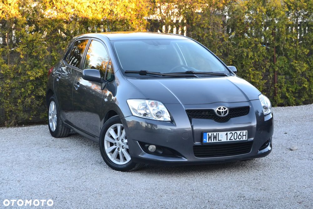Toyota Auris 2.0 D-4D Sol - 3