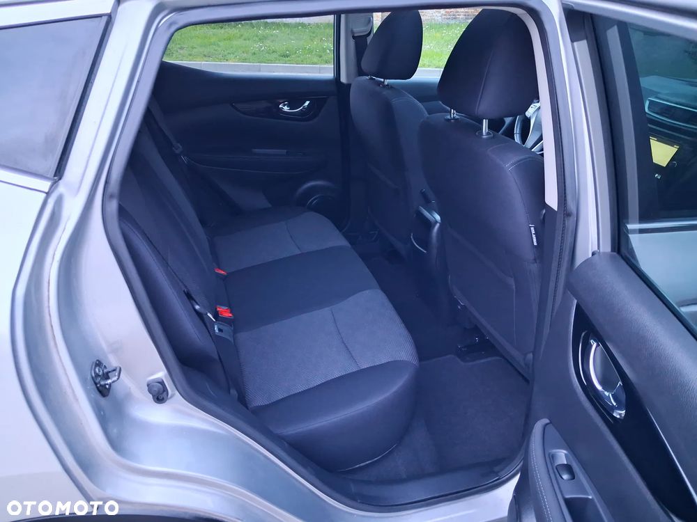 Nissan Qashqai 1.2 DIG-T Tekna EU6 - 11
