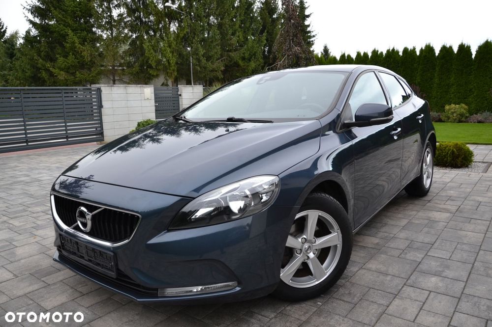 Volvo V40 D2 Drive-E SCR Momentum - 1