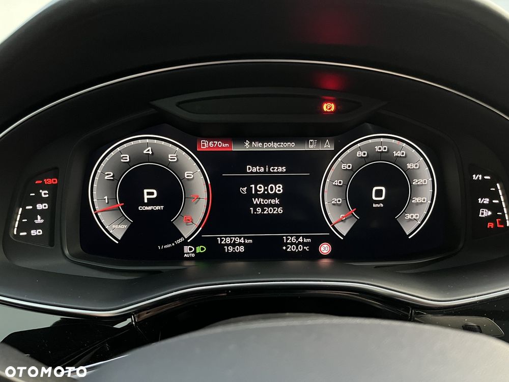 Audi Q8 - 10