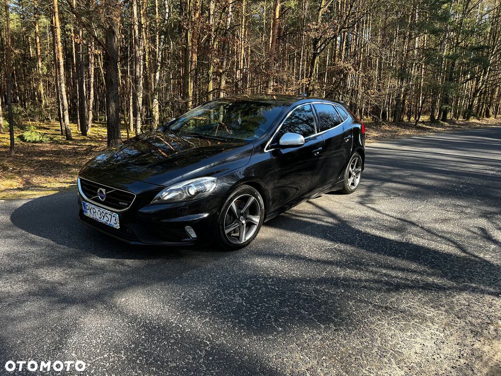 Volvo V40 D4 Drive-E R-Design Summum - 2