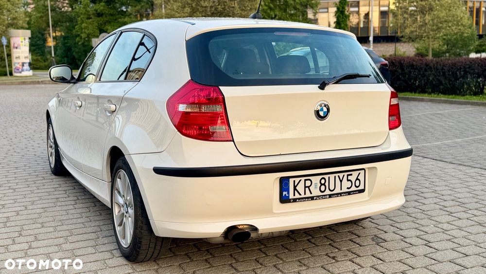 BMW Seria 1 116i - 11