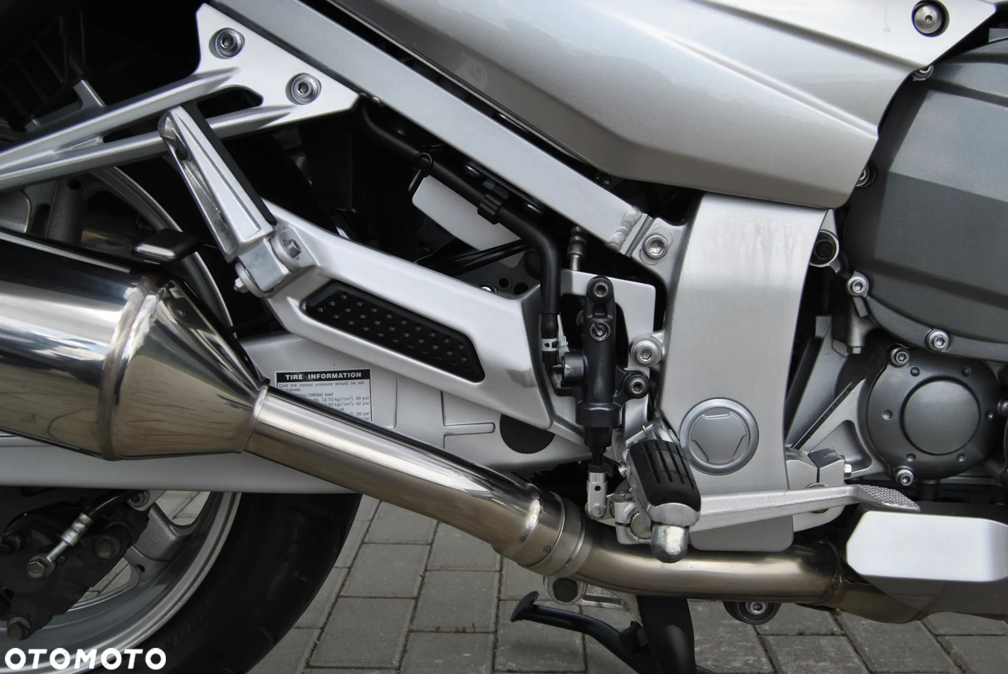 Yamaha FJR - 19