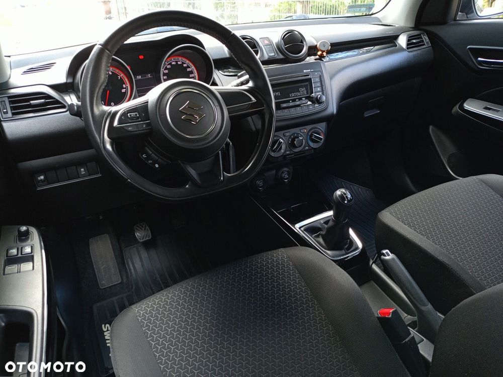 Suzuki Swift 1.2 Premium - 9