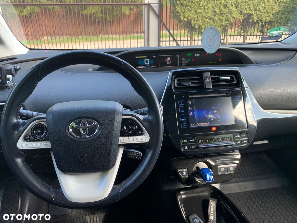 Toyota Prius 1.8 Hybrid Prestige - 10