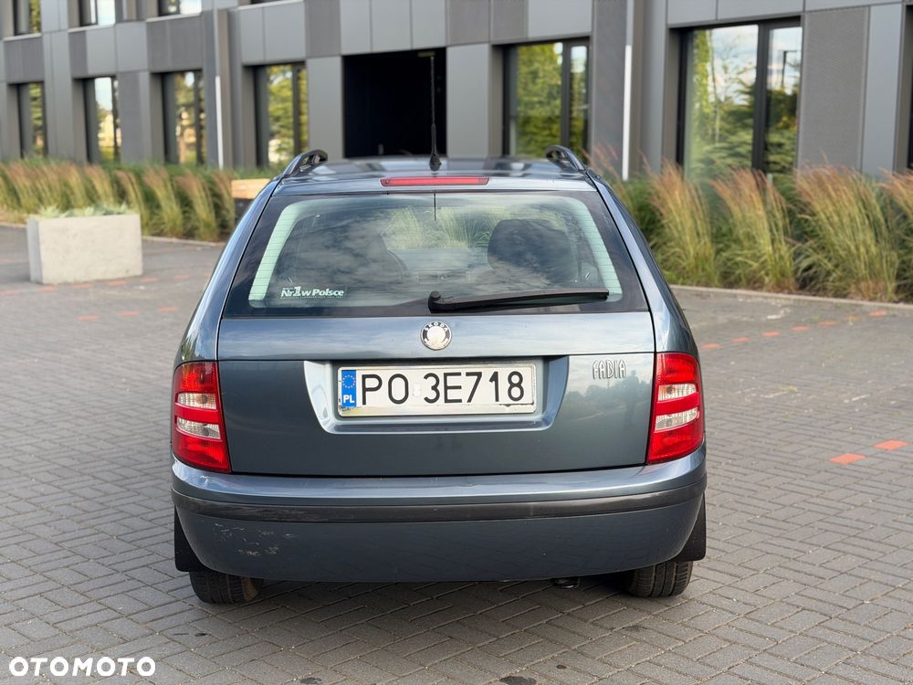 Skoda Fabia - 4