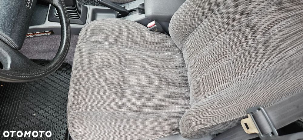 Toyota Camry 2.0 TD GL - 14