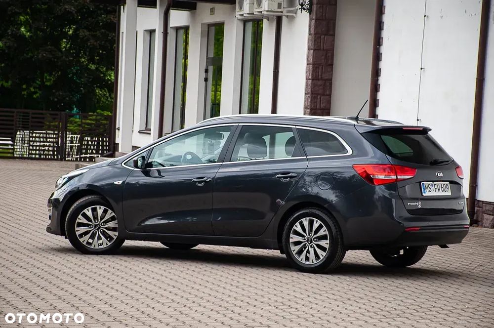 Kia Ceed 1.6 CRDi Platinum Edition - 16