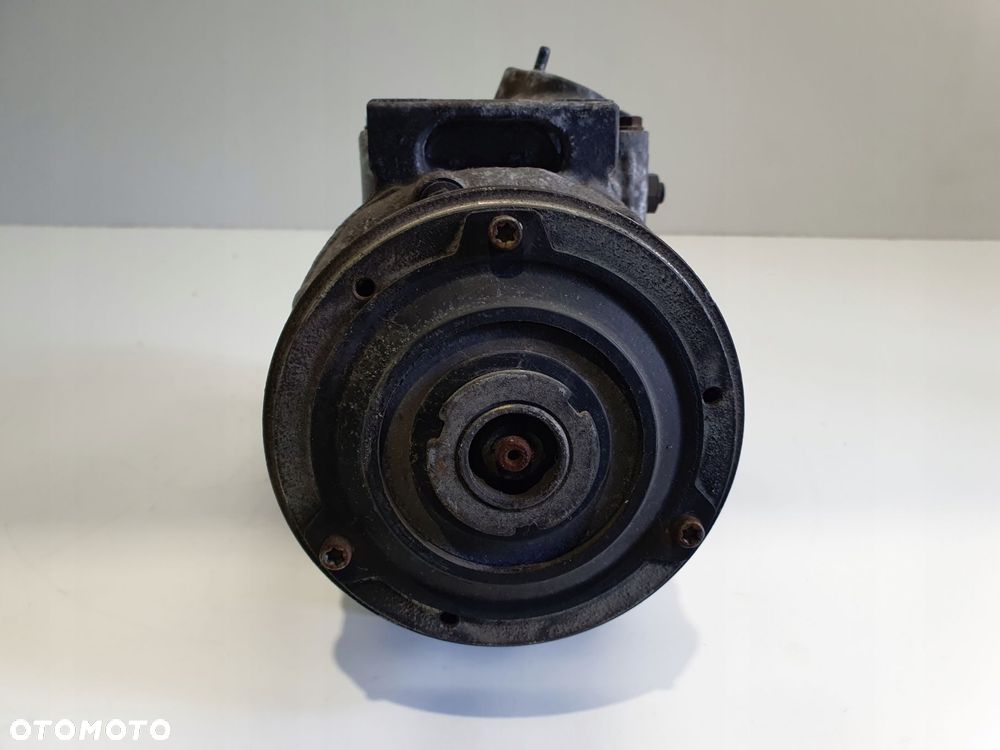 SPRĘŻARKA KLIMATYZACJI VW Touran 1.9 TDI _ pompa 1K0820803Q - 6
