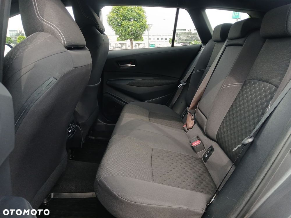Toyota Corolla 2.0 Hybrid Comfort - 16