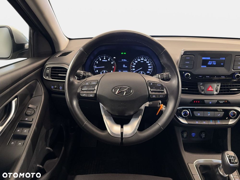 Hyundai i30 - 16