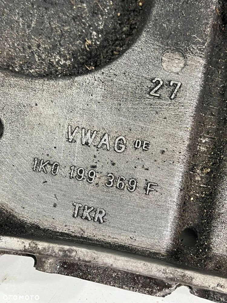 1K0 199 369 F Sanki przednie 2.0 TFSI Audi S3 8P SB 5d - 6