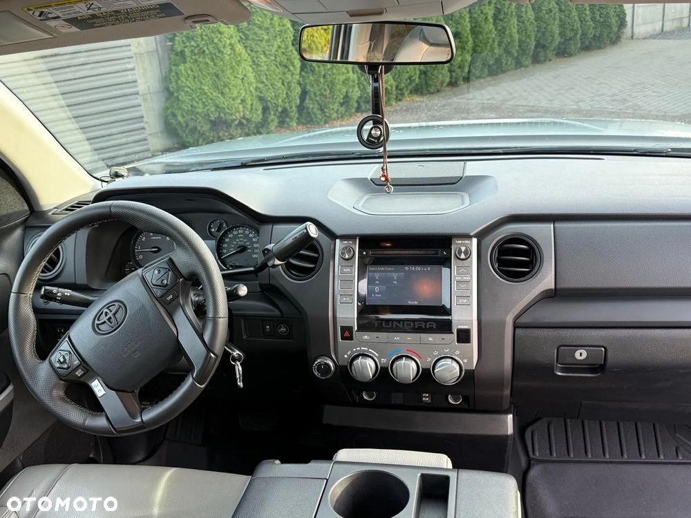 Toyota Tundra - 9