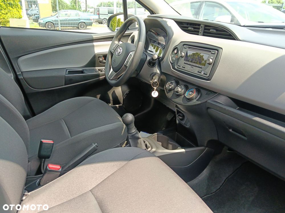 Toyota Yaris - 9