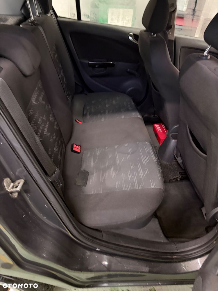 Opel Corsa 1.2 16V Enjoy - 21