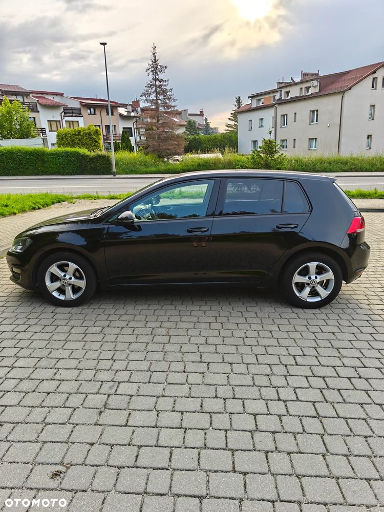 Volkswagen Golf 1.2 TSI BMT Trendline - 10