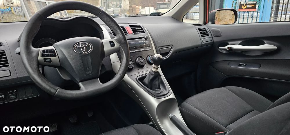 Toyota Auris 1.33 VVT-i Active - 6