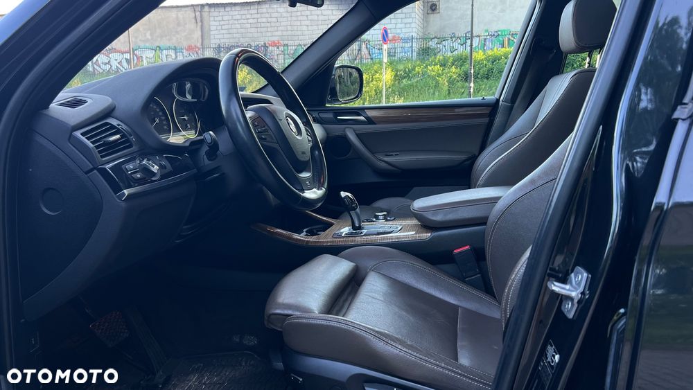 BMW X3 xDrive20d - 13