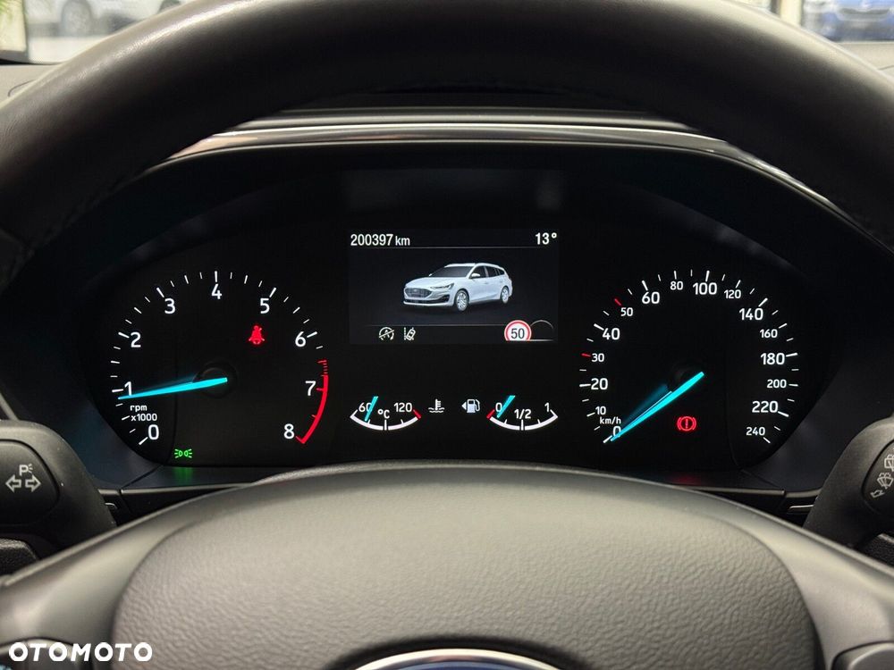 Ford Focus 1.0 EcoBoost Titanium - 16