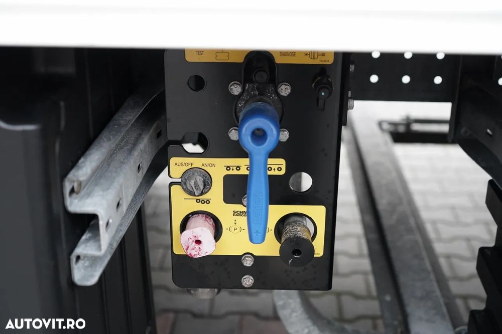 Schmitz Cargobull / REFRIGERAT / UNITATE SCHMITZ TKM / 2x AXE DE RIDICARE / COȘ PENTRU PALEȚI / 2023 / - 22