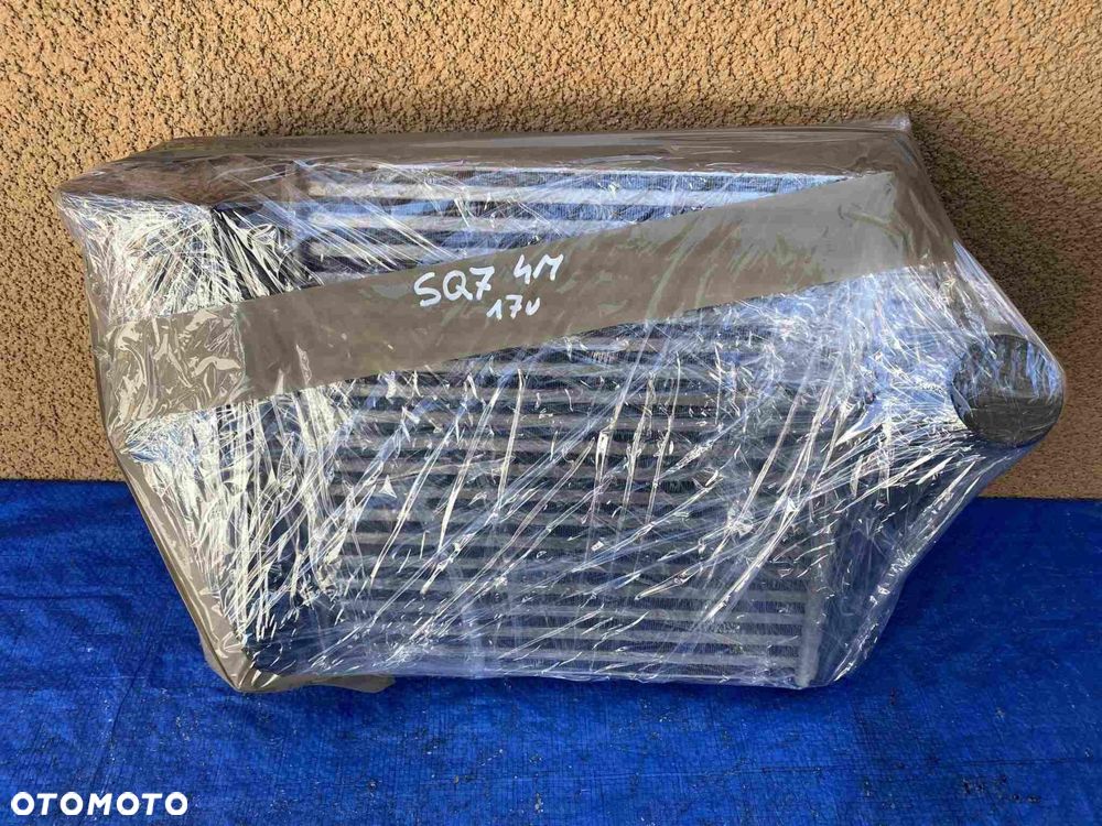 AUDI SQ7 4M 4M0145803 LEWA CHŁODNICA INTERCOOLER / ORYGINAŁ - 5